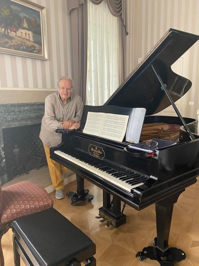 Steinway B 211 storico — ricondizionato integralmente